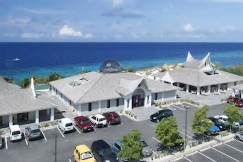 Cozy Studio Apartment Minutes From The Beach Willemstad Extérieur photo