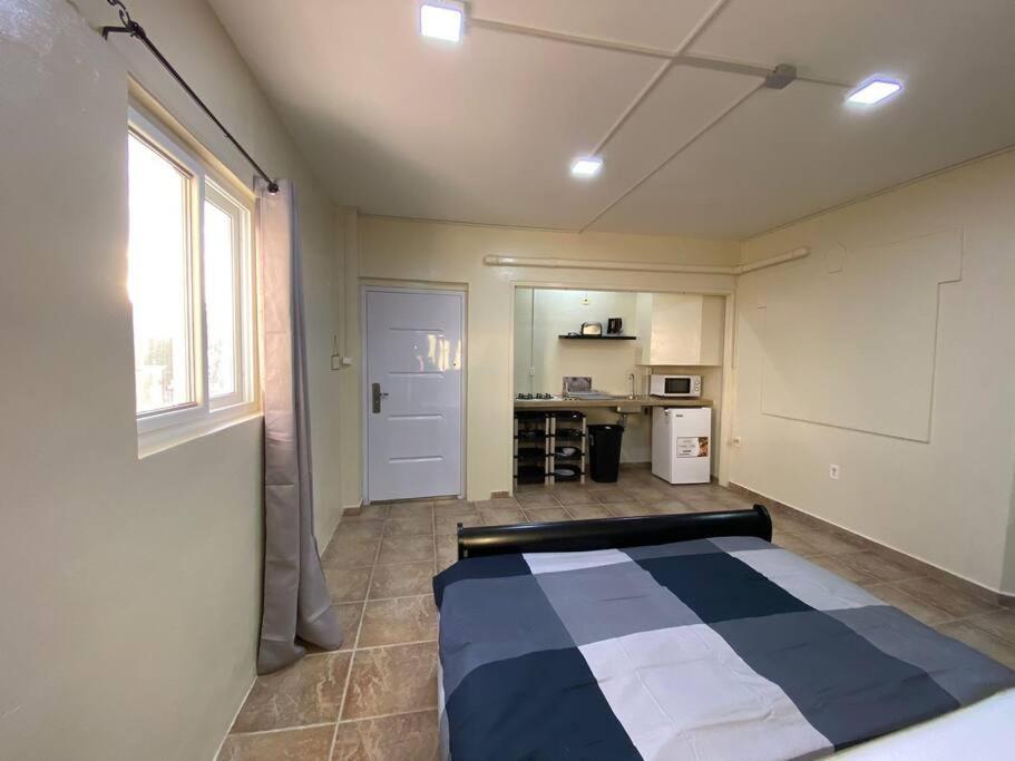 Cozy Studio Apartment Minutes From The Beach Willemstad Extérieur photo